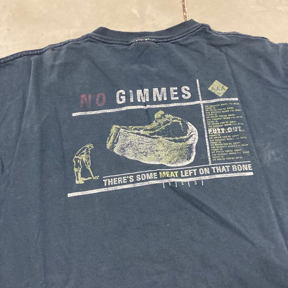 Y2K thrashed Nike T-Shirt - Picture 3 of 5